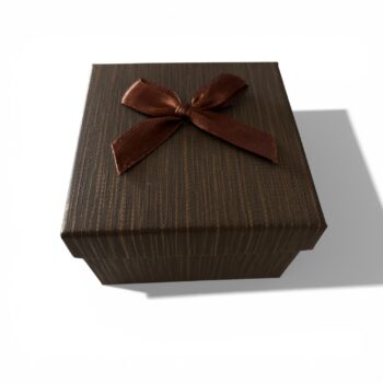 Cutie ceas maro cu funda